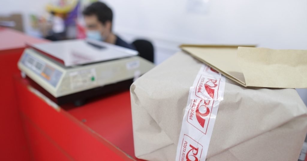 Guvernul obligă curierii să adune zilnic un milion de euro de la marii giganți!