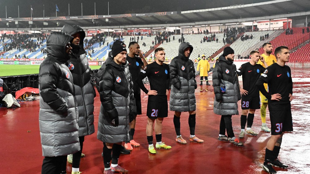 OUT de la FCSB! Răsturnare incredibilă de situaţie cu jucătorul căruia Gigi Becali i-a propus prelungirea contractului: „Ne-am strâns mâinile. E jucător liber”