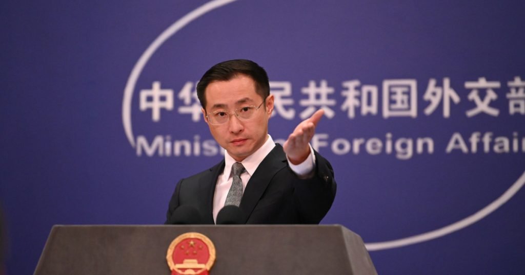 China îndeamnă la calm după acuzațiile Rusiei privind atacul asupra reședinței lui Putin China a reacționat cu prudență la declarațiile Moscovei, care a acuzat Ucraina că ar fi efectuat un atac asupra reședinței președintelui Vladimir Putin