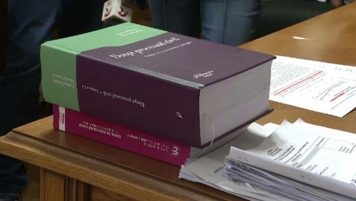 Guvernul României a decis, marți, să adopte o ordonanță de urgență menită să amelioreze situația critică a resurselor umane din sistemul judiciar național