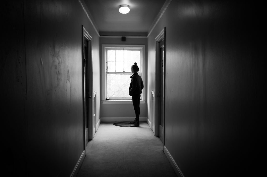 Un tânăr în vârstă de 23 de ani, Zane Shamblin, nu a avut niciodată o relație dificilă cu familia sa, însă conversațiile sale cu ChatGPT au dezvăluit o altă realitate
