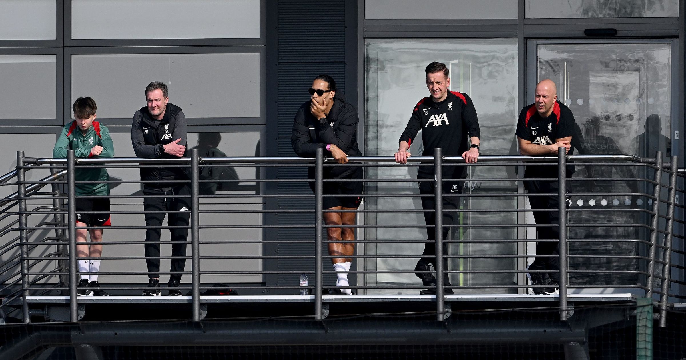 Liverpool șochează cu o plecare neprevăzută în sezonul actual!