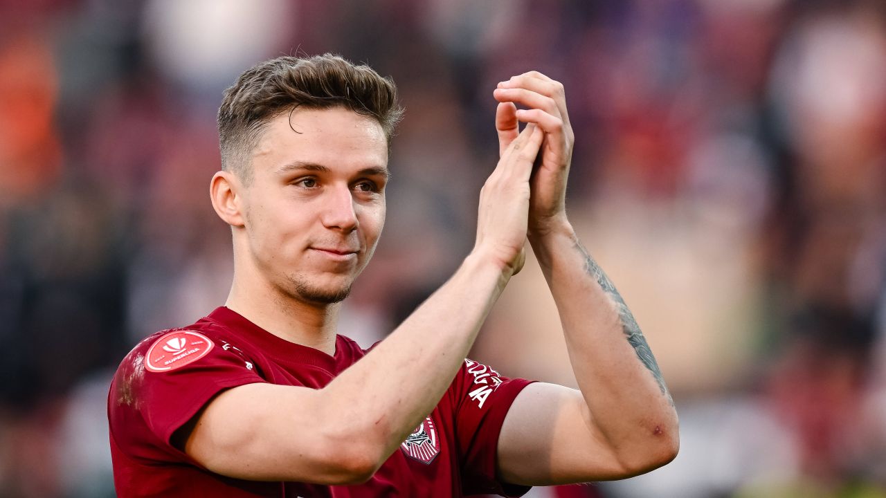 Louis Munteanu, transfer de marcă în MLS: Destinația este DC United Atacantul român Louis Munteanu a făcut pasul pe care și l-a dorit de mult timp, semnând un contract cu clubul american DC United, proaspăt promovat în Major League Soccer