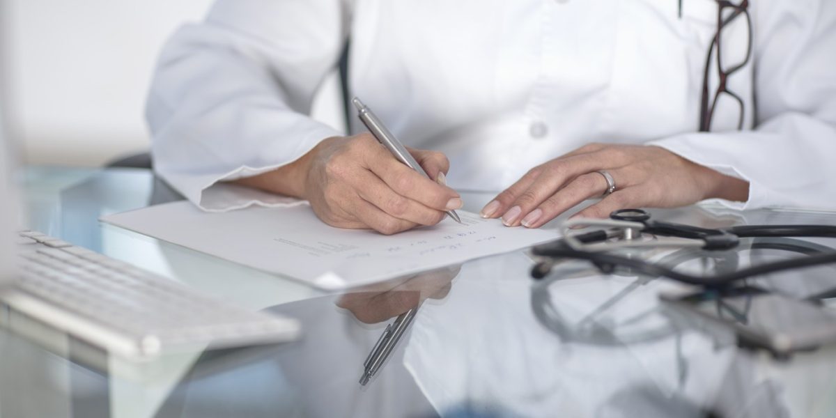 „Cei care își iau concedii medicale fictive sunt interesați de vacanțe nu de partea financiară”. De ce crede președintele unui mare ONG pentru bolnavii cronici că o decizie a guvernului este greșită