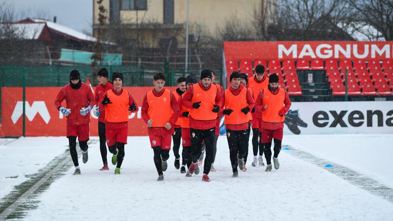 FC Bacău își reconfigurează lotul: Vlăsceanu și Vodă pleacă FC Bacău, echipa moldoveană susținută de frații Pavăl, a decis să facă unele schimbări de lot în această pauză de iarnă