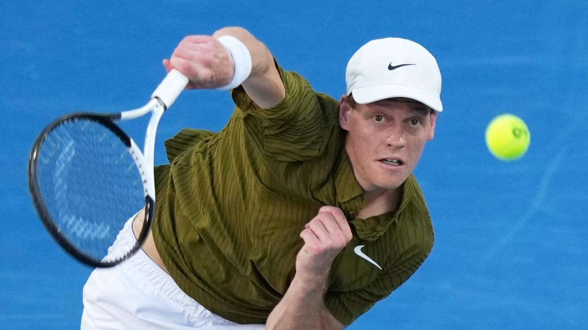 Sinner avansează cu forță la Australian Open Jannik Sinner continuă să impresioneze la Australian Open, reușind să se califice în sferturile de finală după o victorie convingătoare în fața compatriotului său, Luciano Darderi