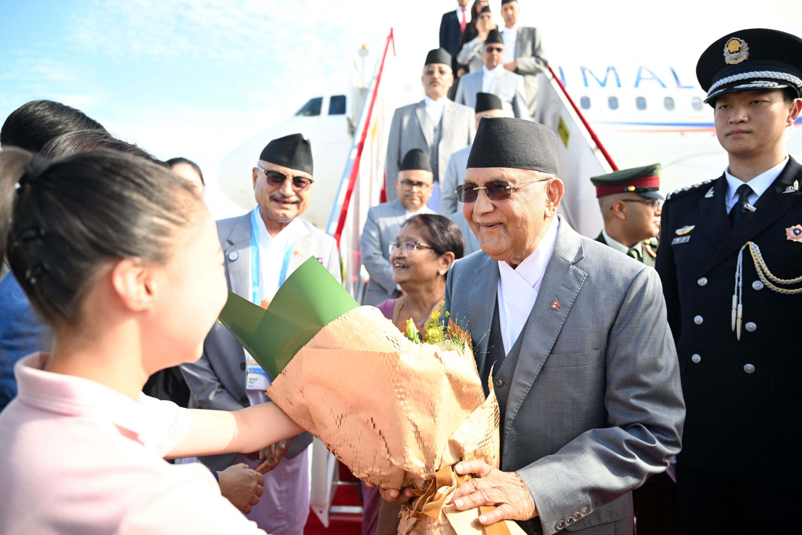 Fostul premier al Nepalului, KP Sharma Oli, a predat duminică declarații în fața unei comisii de anchetă create pentru a investiga reprimarea violentă a protestelor din septembrie, incident care a dus la căderea guvernului său