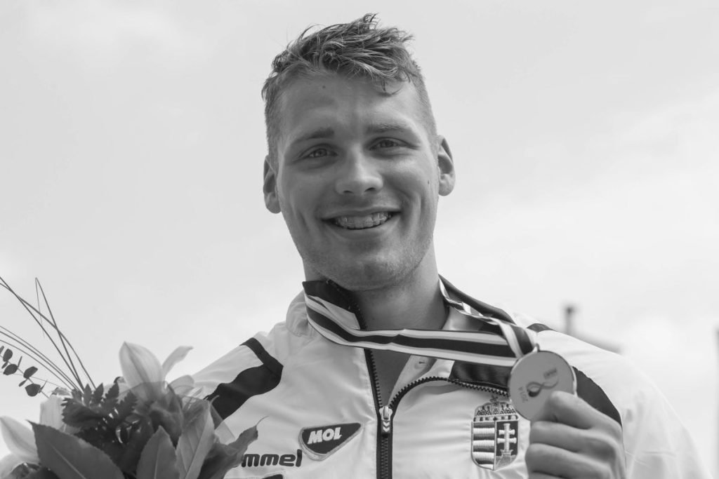 Sportul maghiar în doliu: Miklos Dudas, fost campion mondial la kaiac-canoe, găsit mort la 34 de ani Sportul maghiar este cuprins de tristețe după dispariția fulgerătoare a lui Miklos Dudas, un nume de referință în kaiac-canoe