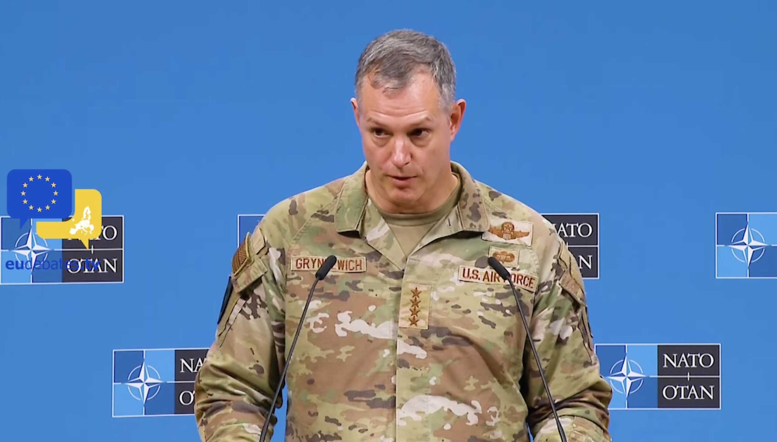 Generalul NATO Alexus Grynkewich, despre descurajarea Rusiei în spațiul european: „România joacă un rol esențial” La Sibiu, în cadrul unei vizite oficiale, generalul-șef al NATO, Alexus Grynkewich, a subliniat eforturile și pregătirea României în contextul amenințărilor totalelor de securitate din regiune