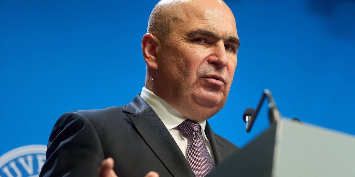 Prima reacție a lui Ilie Bolojan la acuzațiile de plagiat la adresa ministrului Justiției: „Am avut o discuție”