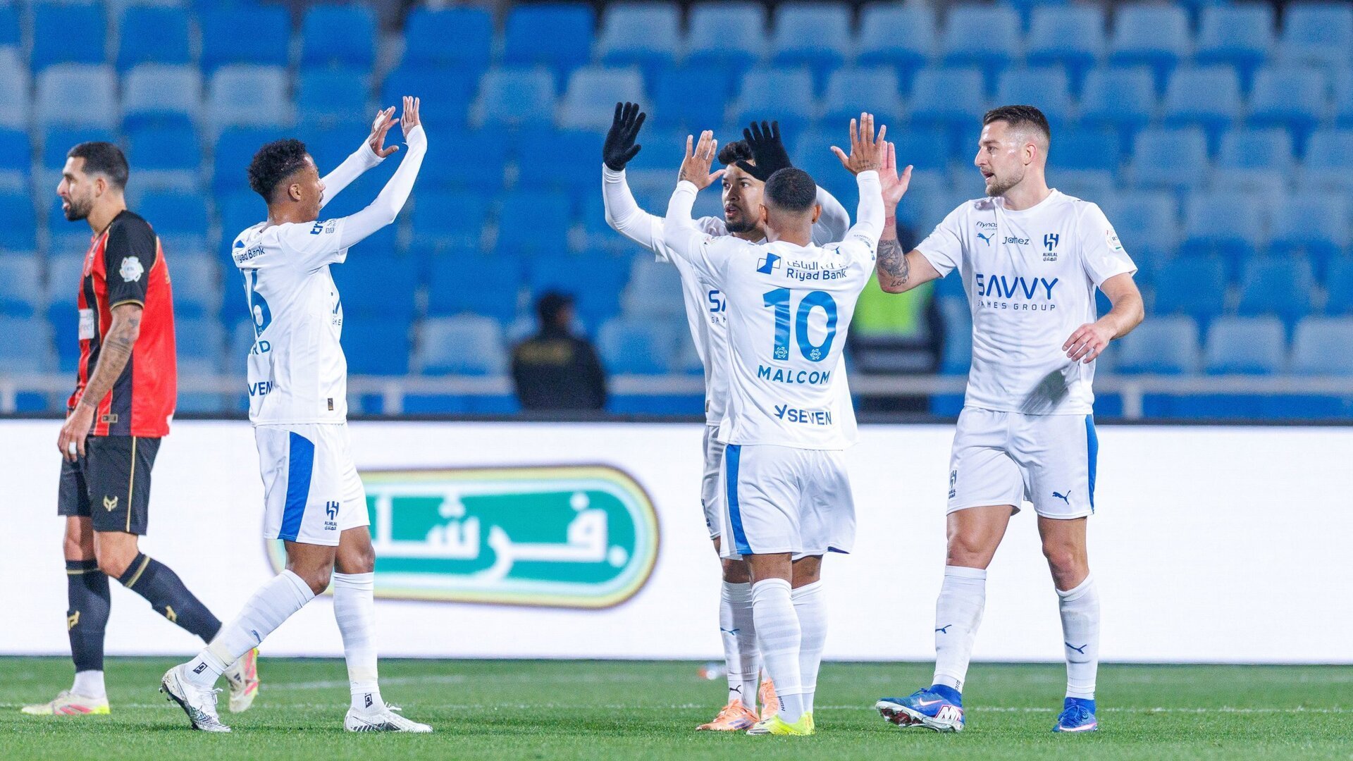 Al Qadsiah și Al Hilal se întâlnesc într-un duel de top în Saudi Pro League Meciul dintre Al Qadsiah și Al Hilal, două echipe emblematici ale Saudi Pro League, promite să aducă intensitate și emoții pe terenul de fotbal