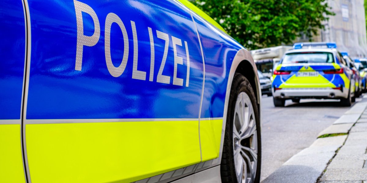 MmMxMjY0N2RjNmMyMDg4MDIzMjgxMGVhNDI.thumb_.jpg - ReactiveNews