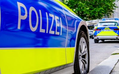 MmMxMjY0N2RjNmMyMDg4MDIzMjgxMGVhNDI.thumb_.jpg - ReactiveNews