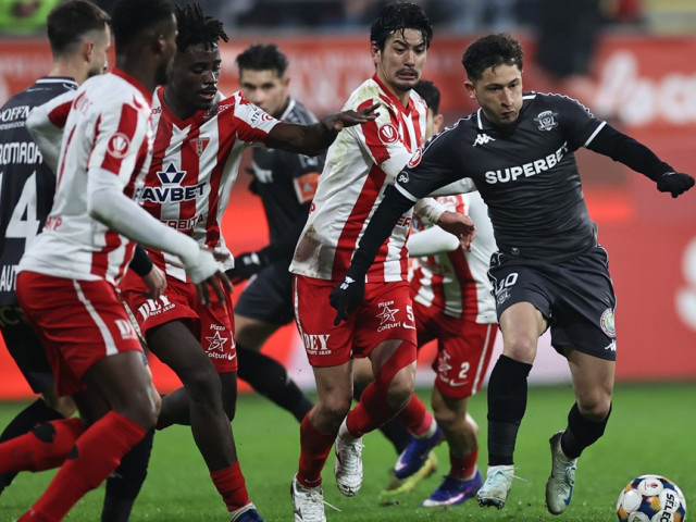 Moruțan, titular la Rapid! Pe cine a ”sacrificat” Gâlcă. Echipa de start a giuleștenilor cu U Cluj