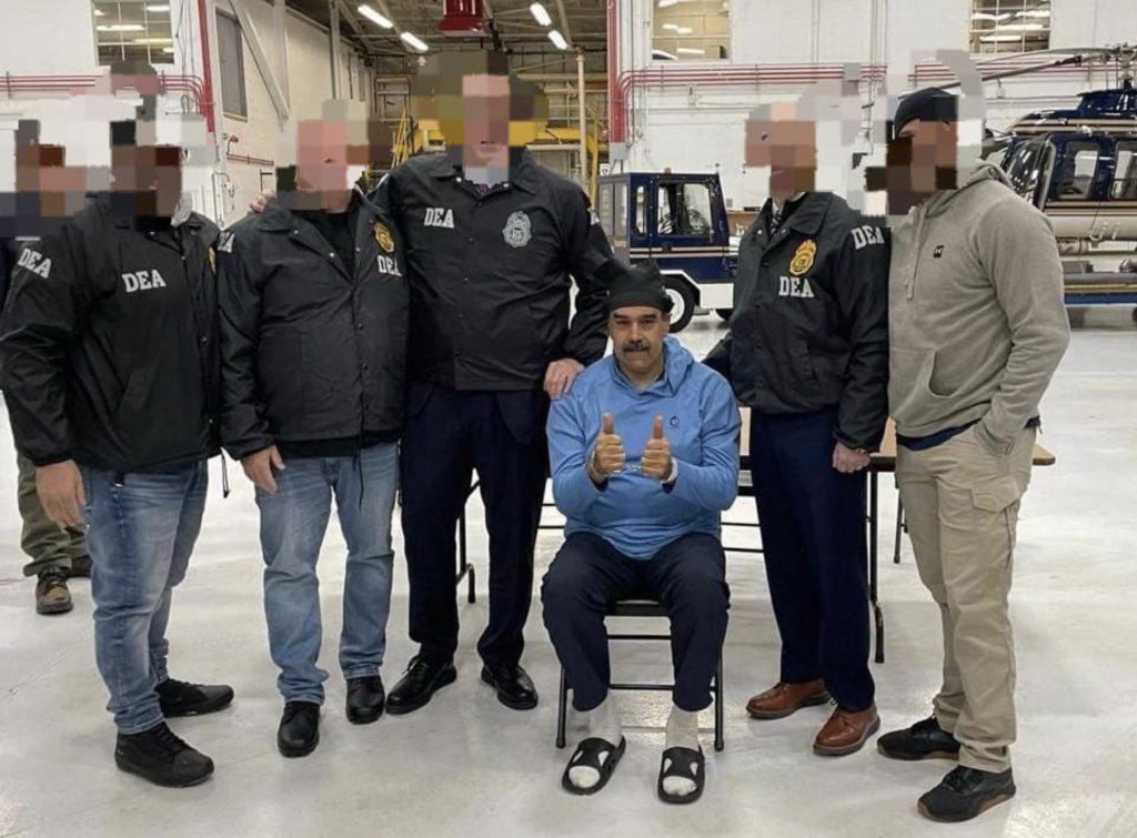 Nicolas Maduro, președintele finit al Venezuelei, a făcut un cameo neașteptat în centrul atenției internaționale după ce s-a fotografiat în cadrul unui eveniment surprinzător, marcat de un incident care riscă să tensioneze și mai mult relațiile dintre Venezuela și Statele Unite