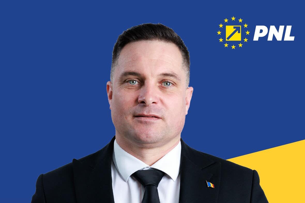 Primar liberal acuză Bolojan de intenție de a încălca acordul cu PSD și de a numi un premier USR în 2027; Fenechiu neagă relocarea pseudo-informației