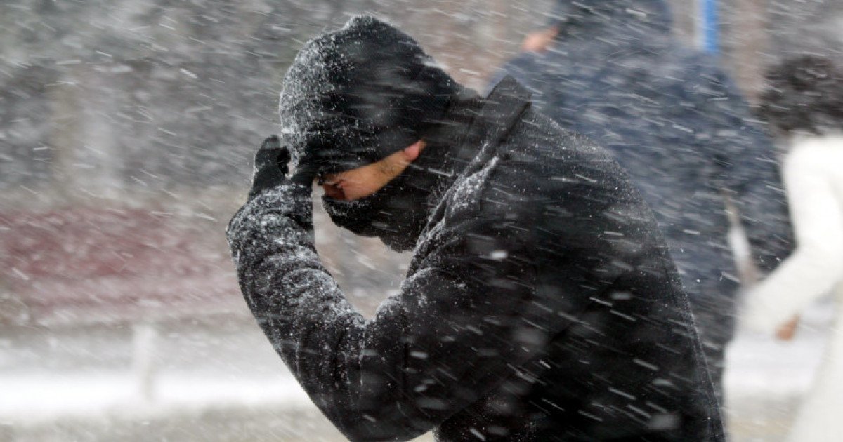 Avertizări meteo: viscol și ninsori în județele din România Meteorologii anunță vreme severă în următoarele zile, cu ninsori abundente și viscol în mai multe zone ale țării