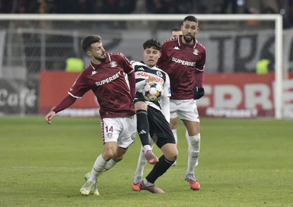 Rapid și U Cluj, meci decisiv în Superliga, scor 0-0 pe Giulești Partida dintre Rapid și U Cluj, desfășurată pe stadionul din Giulești, a fost marcată de o atmosferă electrizantă, dar și de o lipsă de eficiență pe tabela de marcaj
