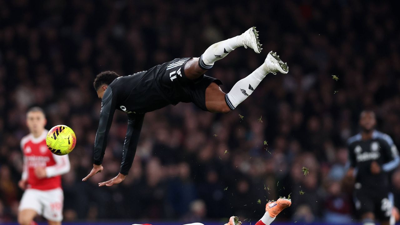 Aston Villa versus Nottingham Forest, în direct pe VOYO de la 14:30!