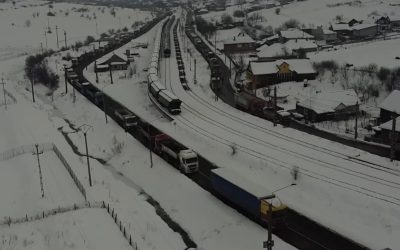 coada-de-camioane-la-salina-scaled.jpg - ReactiveNews