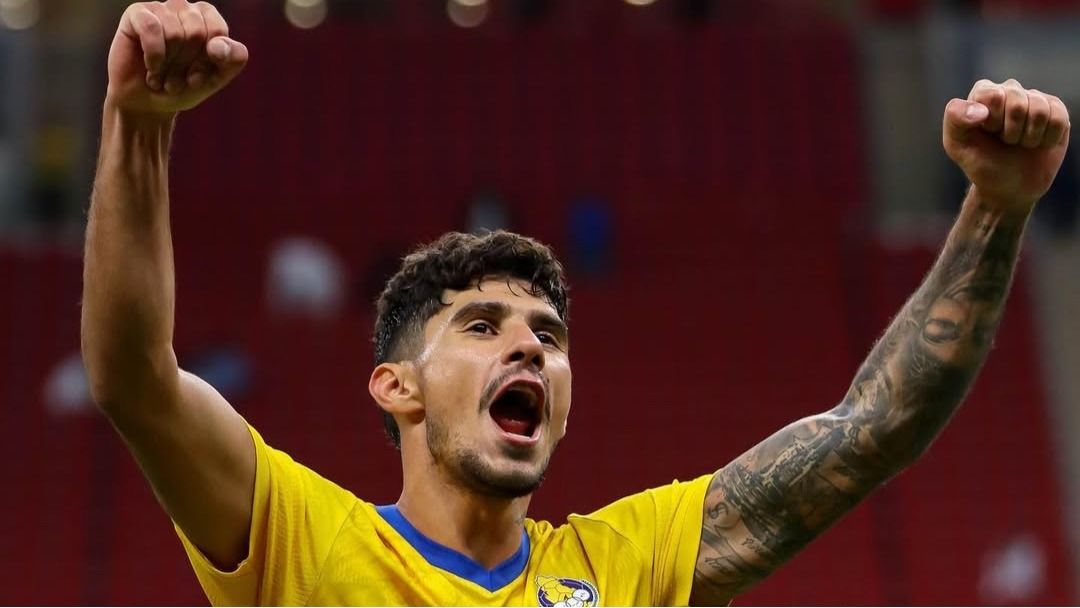 Florinel Coman, vedeta în ascensiune de la Al-Gharafa Florinel Coman, mijlocașul român de 27 de ani, strălucește la Al-Gharafa, echipă din prima ligă din Qatar, unde se află într-o formă de zile mari