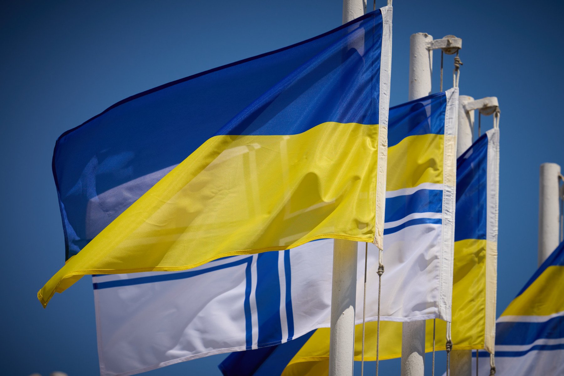 Consilieri europeni pentru securitate națională sosesc la Kiev pentru discuții cruciale privind viitorul Ucrainei Kievul a devenit, sâmbătă, centrul unui eveniment de maximă importanță pentru securitatea regiunii și pentru perspectivele de evoluție ale conflictului din Ucraina