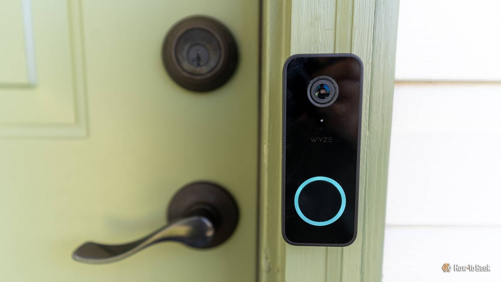 Într-o lume tot mai conectată, casele inteligente reprezintă un pas firesc către un stil de viață modern, confortabil și automatizat