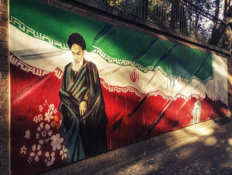 Criza economică și socială din Iran escaladează în mod dramatic, punând întreaga țară sub semnul incertitudinii și tensionând relațiile cu autoritățile