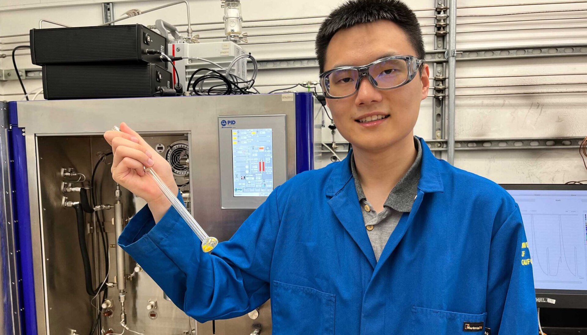 O revoluție tăcută în chimia materialelor, promițând o nouă eră a tehnologiei sustenabile Un nou tip de materiale, denumit cadre metal-organice (MOF), promite să schimbe radical modul în care aborbez problemele globale legate de mediu și energie