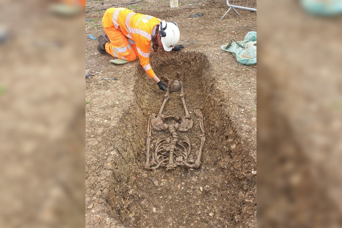 Descoperire arheologică revoluționară: prima dovadă a sifilisului în America antică Arheologia aduce în prim-plan o descoperire de o importanță majoră: cea mai veche dovadă a existenței bacteriei responsabilă de sifilis a fost identificată într-un schelet de acum 5.500 de ani, din zona actualei Columbia