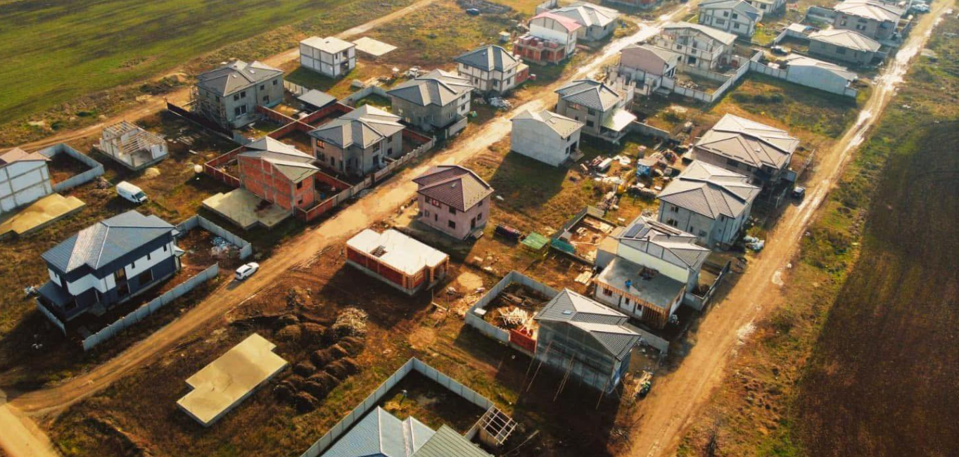 Chitila investește în modernizarea iluminatului public pentru a crește siguranța și a reduce impactul asupra mediului Orașul Chitila se pregătește pentru o schimbare semnificativă în infrastructura sa de iluminat public, urmând să beneficieze de o modernizare care promite nu doar un aspect mai sigur, ci și o eficiență energetică sporită