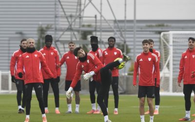 imagen-del-ultimo-entrenamiento-del-sevilla-fc-16-9-aspect-ratio-default-0_da39.jpg - ReactiveNews