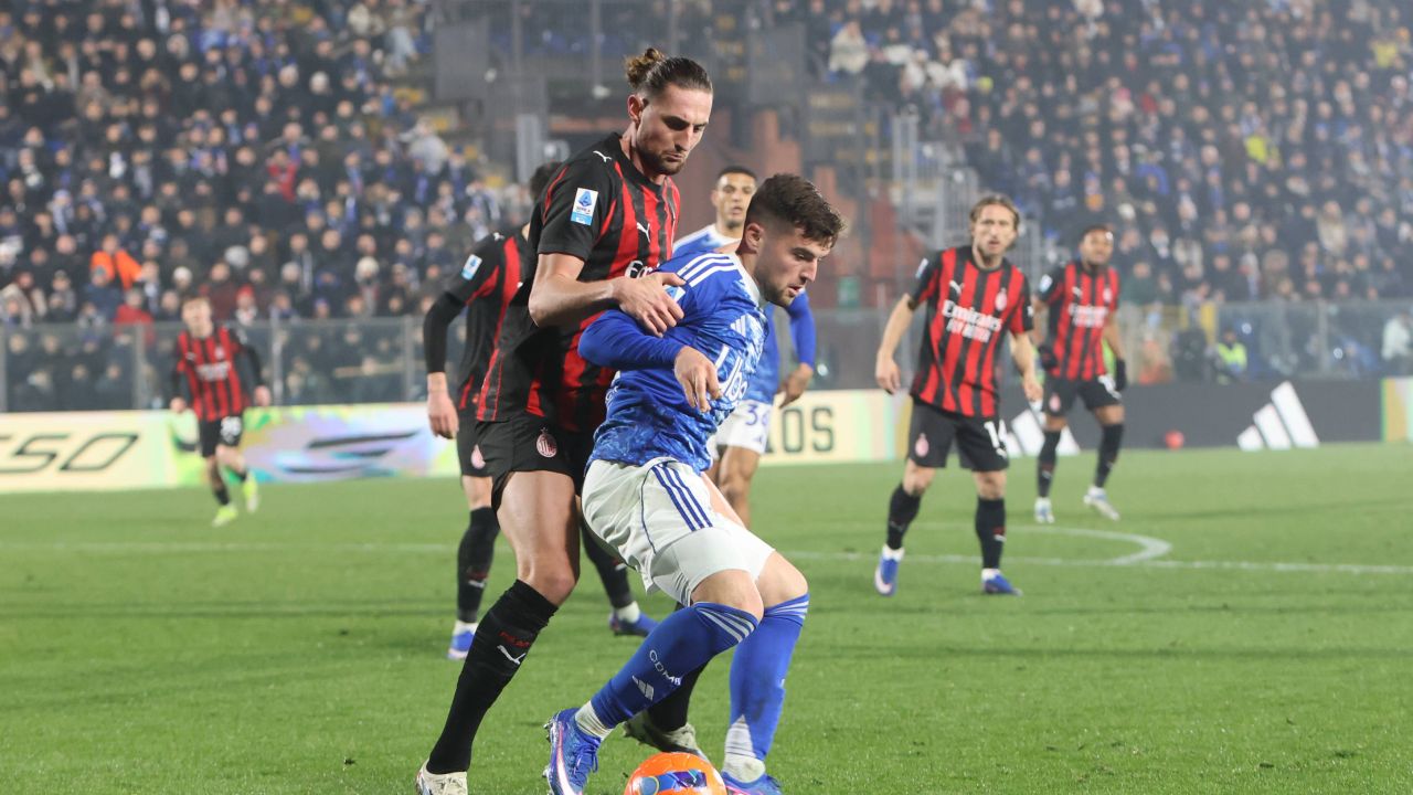 AC Milan răspunde victoriei Inter: triumf clar cu Como