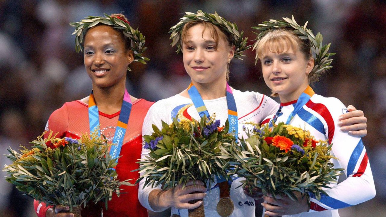 Monica Roșu dezvăluie secretele carierei sale în sport: „Ceea ce mă motivează e pasiunea” Fosta mare gimnastă Monica Roșu a demonstrat din nou că este nu doar o sportivă de elită, ci și o comunicatoră nativă