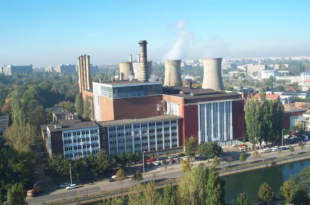 Guvernul României a decis recent să acorde o sprijin financiar major companiei ELCEN, principalul producător de agent termic pentru Capitală, pentru a face față provocărilor actuale ale sistemului de termoficare din București