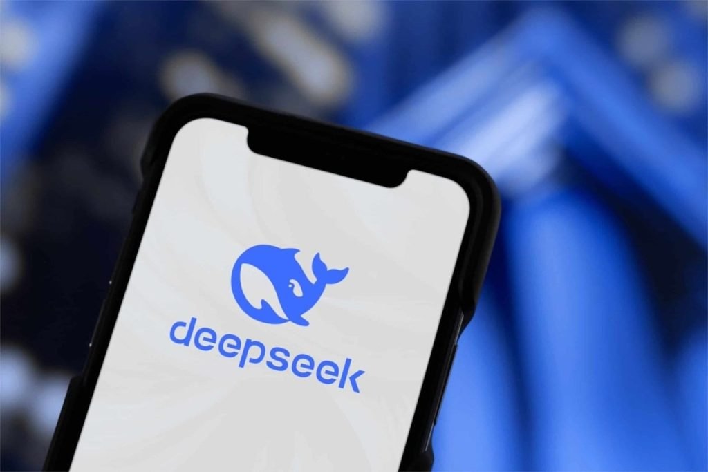 Descoperirea unui nou model de gândire în inteligența artificială: cum diversitatea de perspective sporește performanța În lumea inteligenței artificiale, tendința aproape instinctivă până în prezent a fost să crească numerele, mărind parametrii modelelor pentru a produce răspunsuri mai precise și mai sofisticate