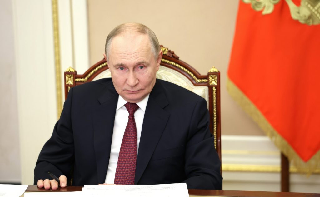 CIA contrazice afirmațiile Kremlinului privind un atac asupra casei lui Vladimir Putin Agenția Centrală de Informații a SUA (CIA) a emis o evaluare surprinzătoare în privința recentei declarații a Kremlinului legate de un presupus atac asupra reședinței prezidențiale a lui Vladimir Putin