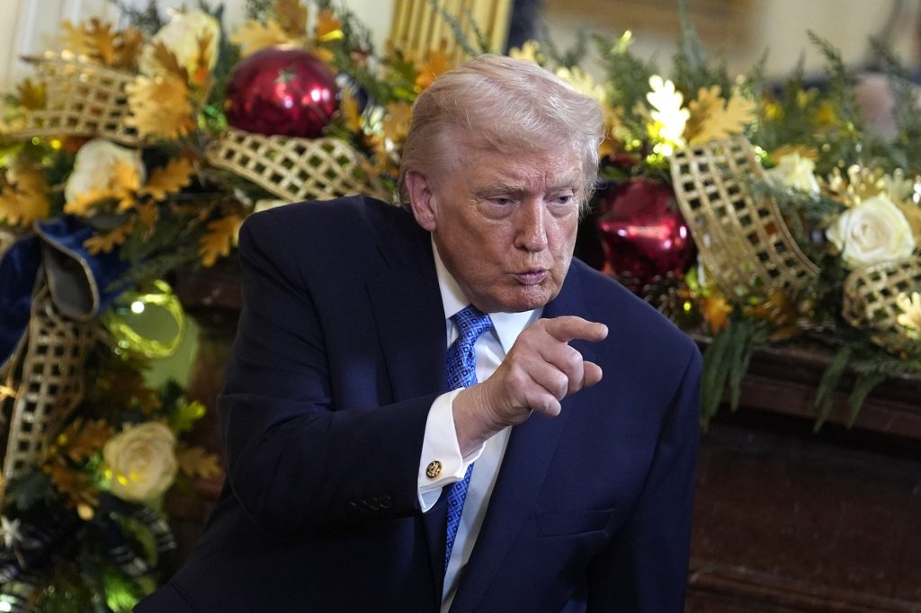 Donald Trump promovează doctrina „Donroe” pentru a asigura dominația SUA în emisfera vestică, vizând captura lui Nicolas Maduro