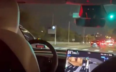 robotaxi.jpg - ReactiveNews