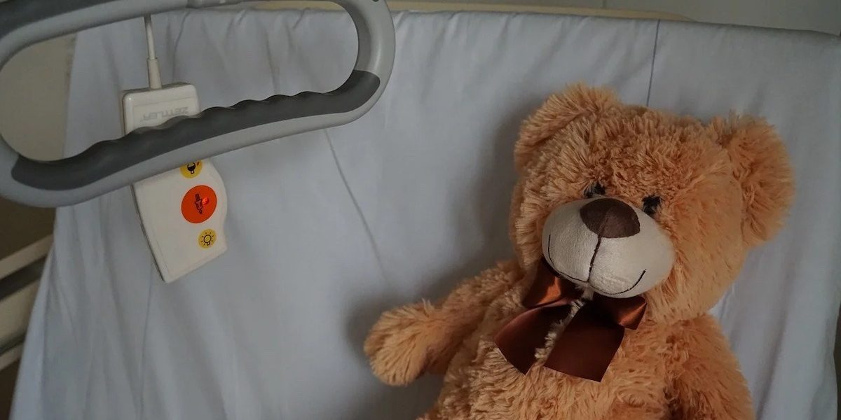 spital-jucarie-copil-copie.jpg - ReactiveNews