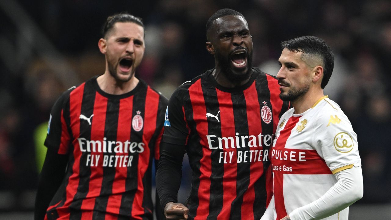 Suspensia unui fotbalist de la AC Milan după reacția necorespunzătoare față de ratarea lui Nicolae Stanciu Un scandal a zguduit recent vestiarul celor de la AC Milan, având ca protagonist un jucător important, care a fost suspendat pentru o reacție necorespunzătoare în urma unei ratări semnificative a mijlocașului român Nicolae Stanciu