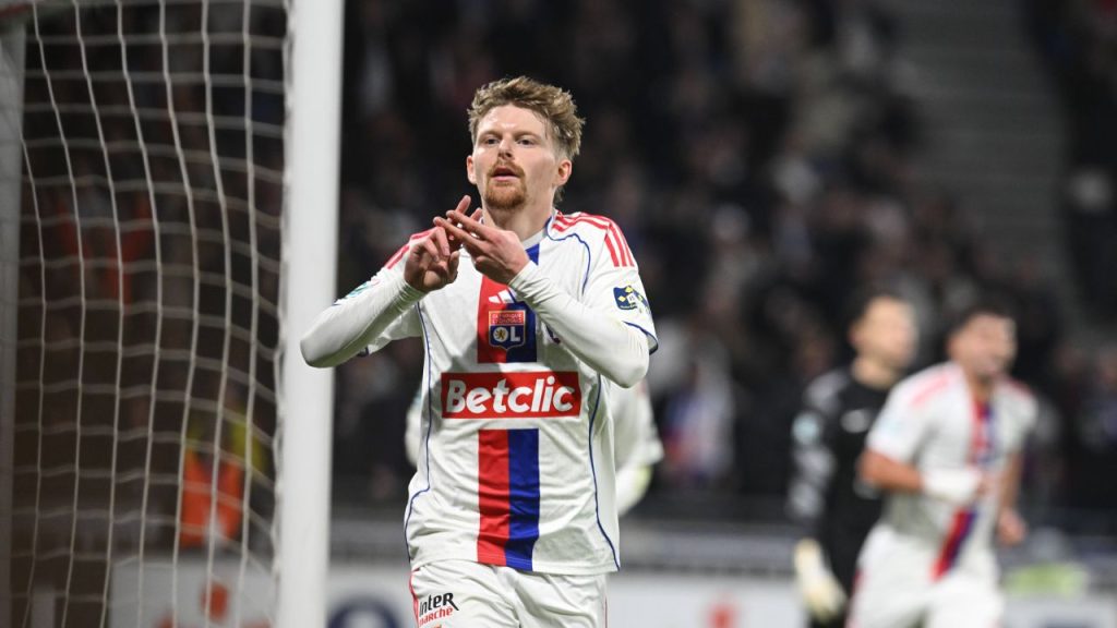 Monaco – Olympique Lyon se difuzează ACUM pe VOYO! Urmează Nice – Strasbourg și Lille – Rennes.