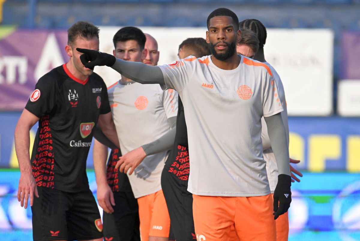 Metaloglobus pierde în fața lui Csikszereda, decisivă în lupta pentru supraviețuire Metaloglobus a suferit o nouă înfrângere astăzi pe teren propriu, fiind învinsă cu 1-0 de Csikszereda, într-un meci crucial în lupta pentru evitarea retrogradării în Superligă