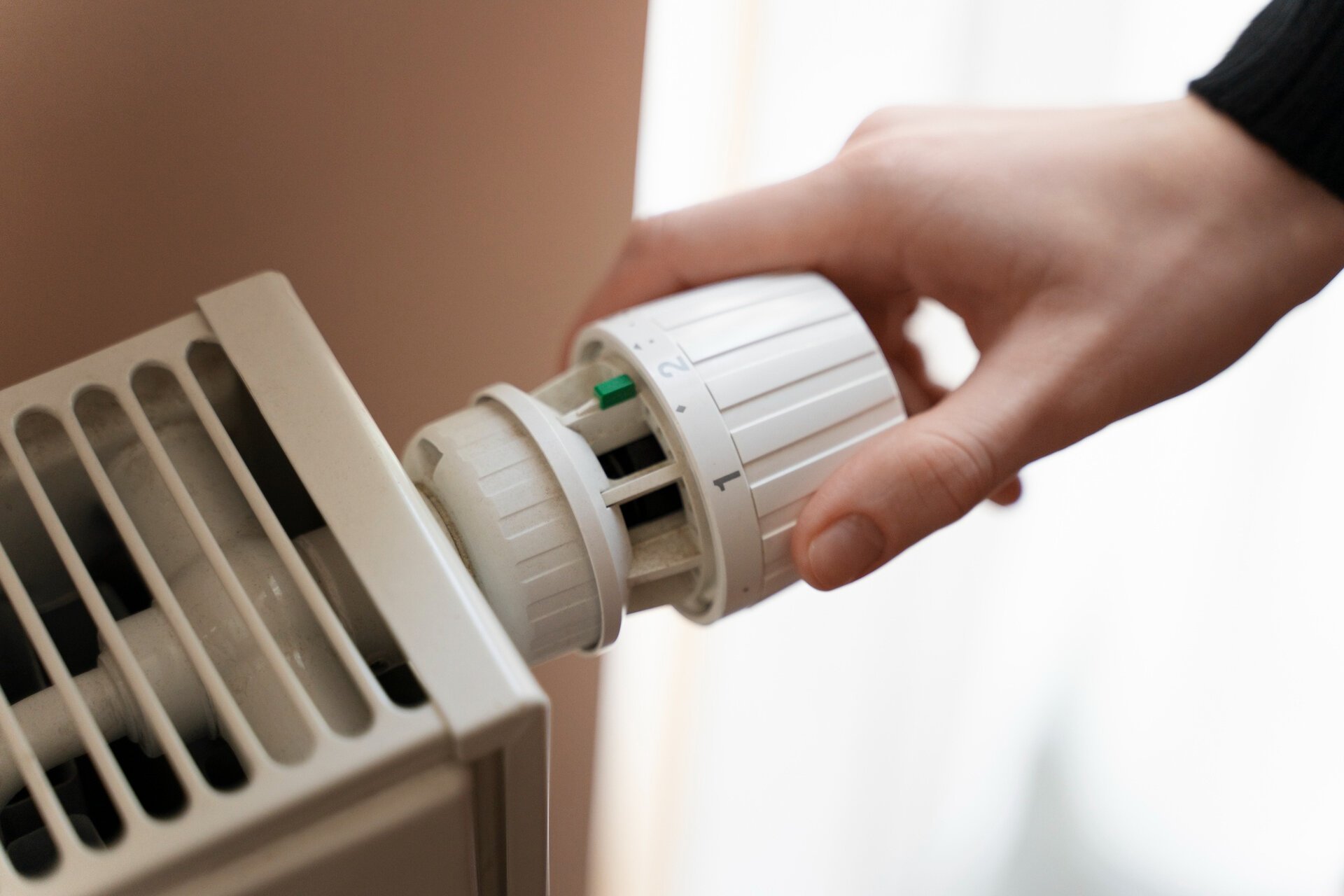 Tehnologia sistemului de termoficare din București funcționează la un procent extrem de ridicat, dar problemele persistă, afectând în continuare peste 3.900 de blocuri din Capitală