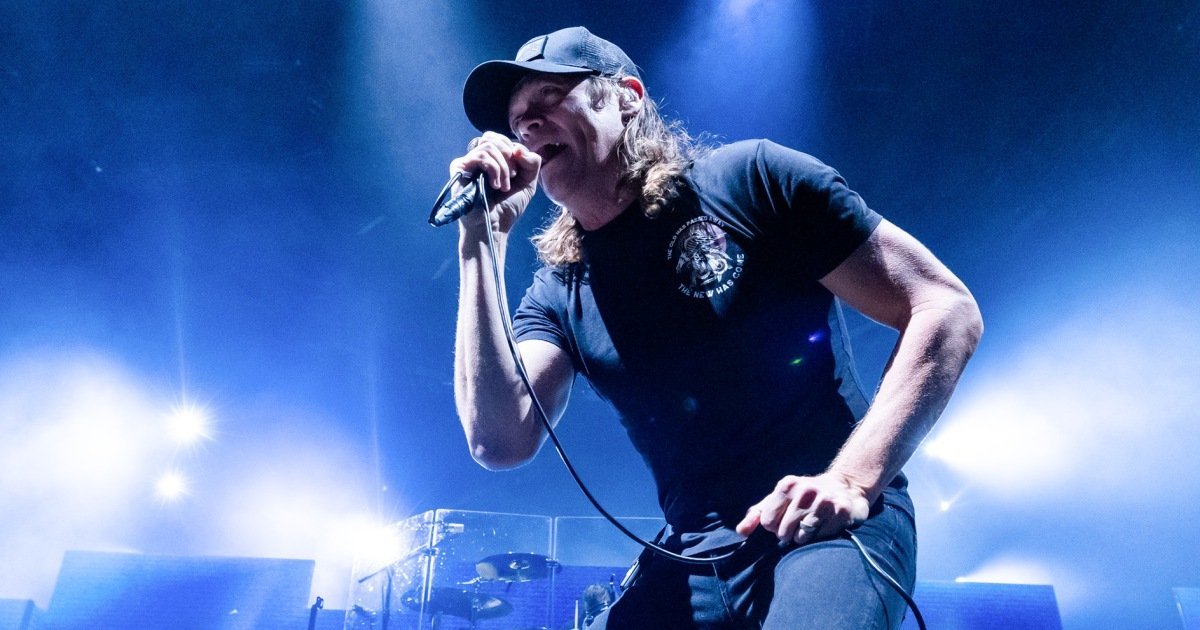 Tragedie în muzica rock: Brad Arnold, solistul trupei 3 Doors Down, s-a stins din viață Brad Arnold, solistul și co-fondatorul trupei de rock 3 Doors Down, a murit la vârsta de 47 de ani