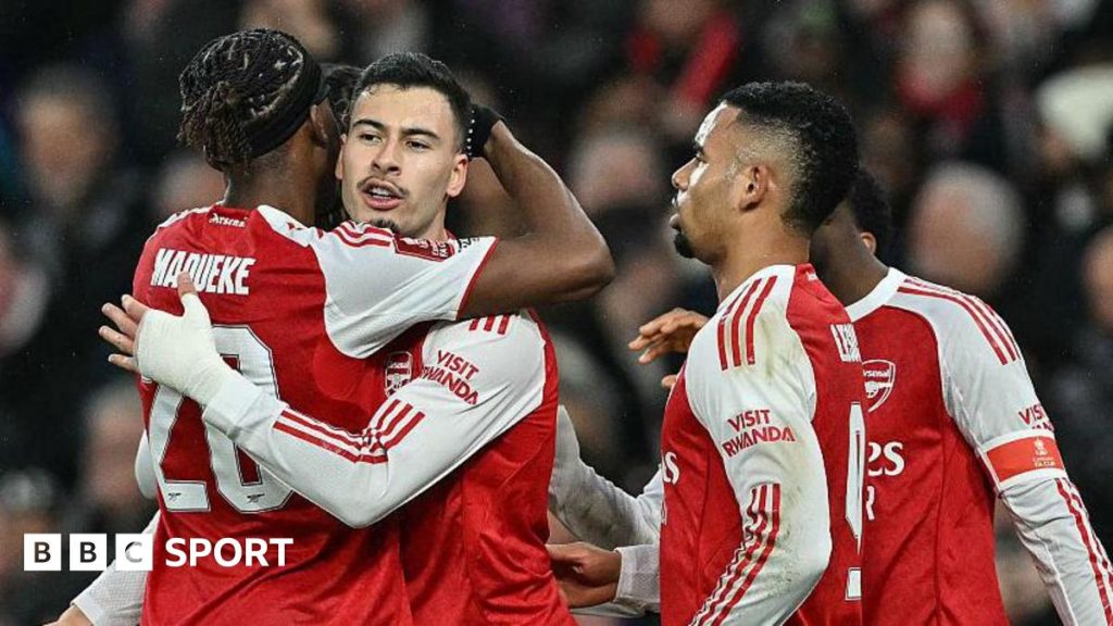 Arsenal și Wigan se pregătesc de un duel istoric în FA Cup Arsenal întâlnește Wigan Athletic în cadrul unei confruntări cu o încărcătură istorică, după aproape un deceniu, de la ultima lor întâlnire în semifinalele FA Cup din sezonul 2013-2014