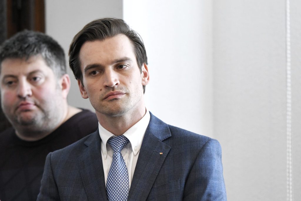 Inteligența artificială, prezentă în toate aspectele vieții noastre, devine preocupare națională și europeană Din ce în ce mai mult, inteligența artificială (AI) nu mai este un subiect rezervat cercetătorilor din Silicon Valley sau un termen abstract pentru specialiști în tehnologie
