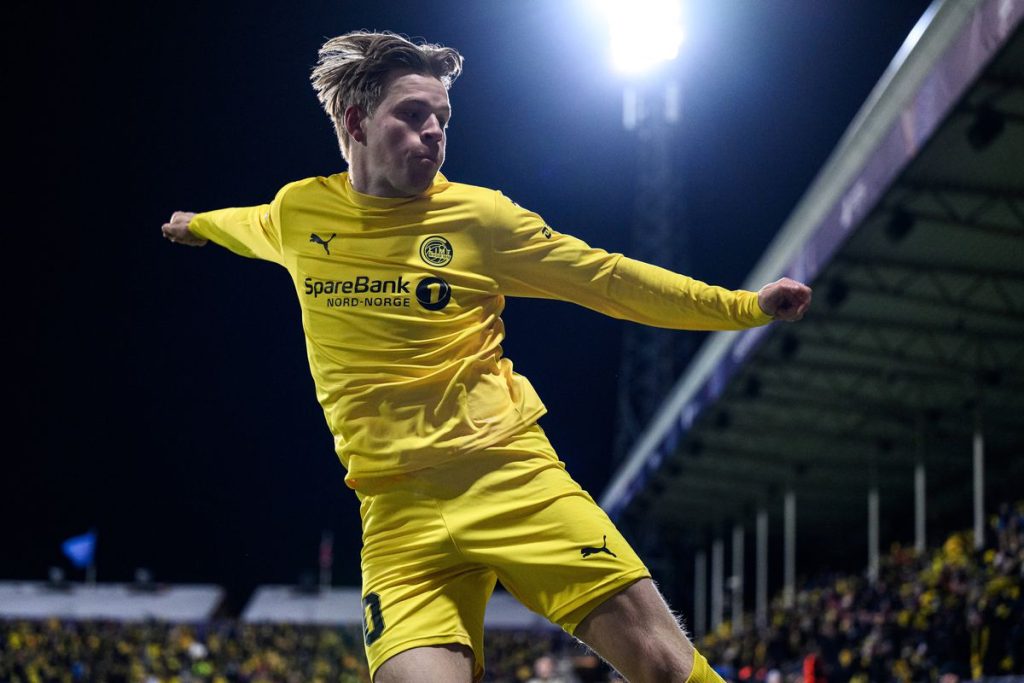 Inter coboară pe panta riscantă, 3-1 cu Bodo/Glimt Inter Milano a suferit o înfrângere dramatică în meciul din turul play-off-ului pentru optimile Ligii Campionilor, cedând cu 3-1 pe terenul norvegienilor de la Bodo/Glimt