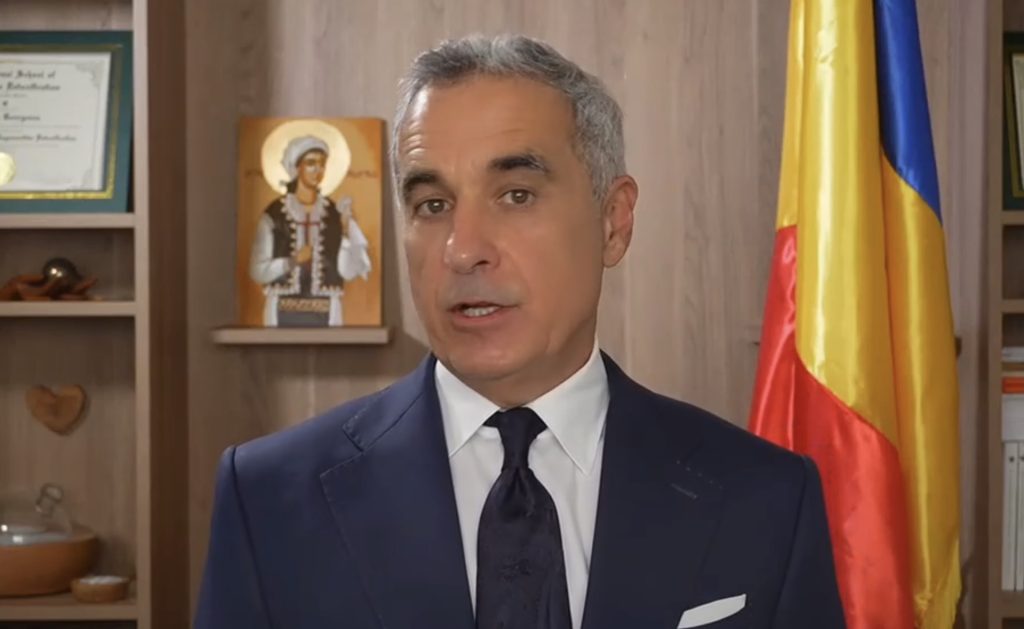 Călin Georgescu, fost candidat la Președinția României și figură controversată, comentează raportul din Congresul SUA privind alegerile din România Fostul candidat la președinția României și personalitate cu convingeri pro-ruse, Călin Georgescu, a ieșit recent în evidență prin declarațiile sale referitoare la un raport preliminar al Comisiei juridice a Congresului Statelor Unite, care aduce în discuție legitimitatea alegerilor prezidențiale din România și decizia de anulare a scrutinului din toamna anului trecut