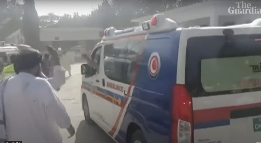 Atac sângeros în Pakistan: 32 de morți într-o moschee sunită, revendicat de Stat Islamic O explozie devastatoare a zguduit sâmbătă capitala Pakistanului, Islamabad, în timpul unui serviciu religios într-o moschee șiită, lăsând în urmă cel puțin 32 de morți și mulți răniți